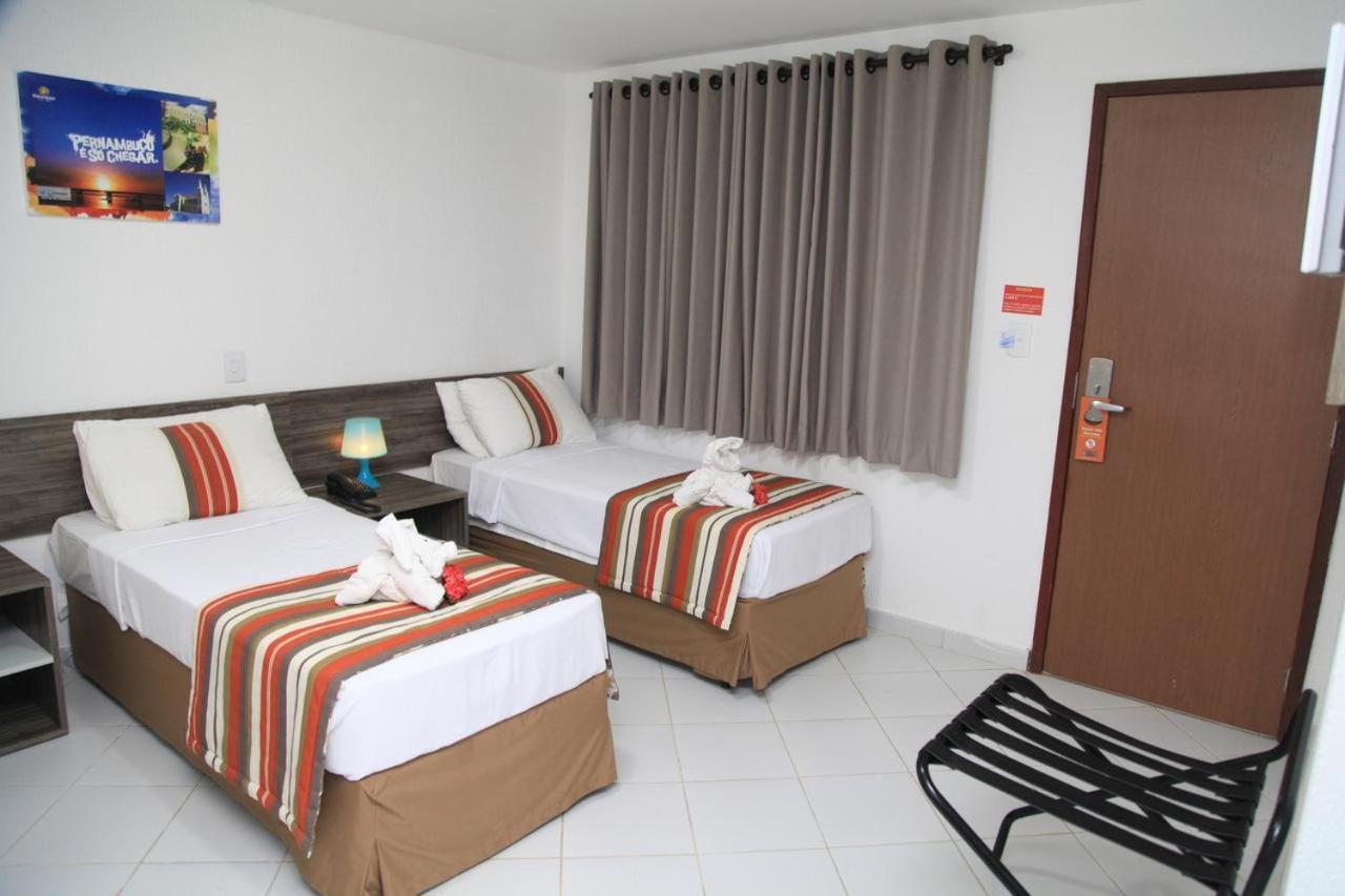Hotel Enseada Dos Corais กาโป เด ซันโตอากอสตีโญ ภายนอก รูปภาพ
